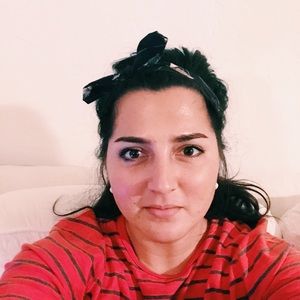 Meet your Posher, Manuela